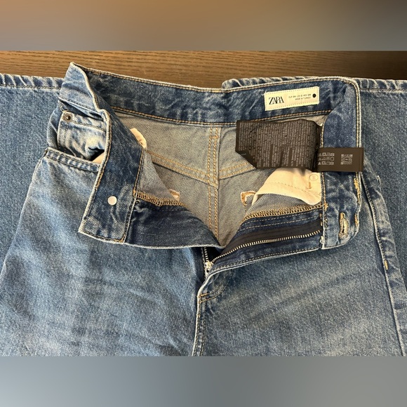 Zara Women's High Rise Classic Blue Jeans - Picture 8 of 10